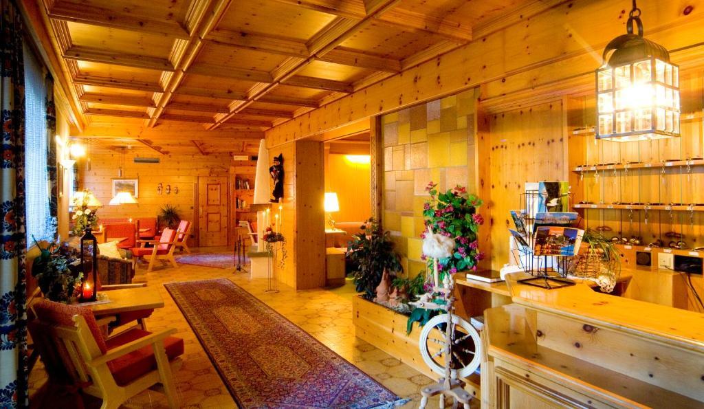 Wanderhotel Teiserhof Funes  Luaran gambar